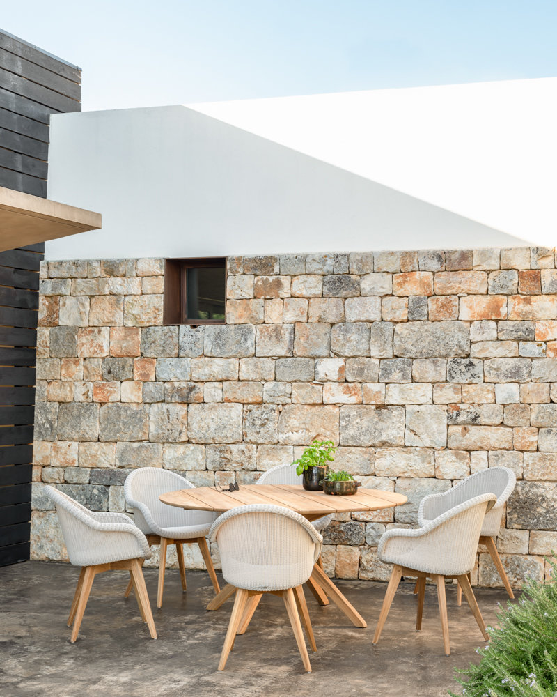 Edgard dining chair teak base